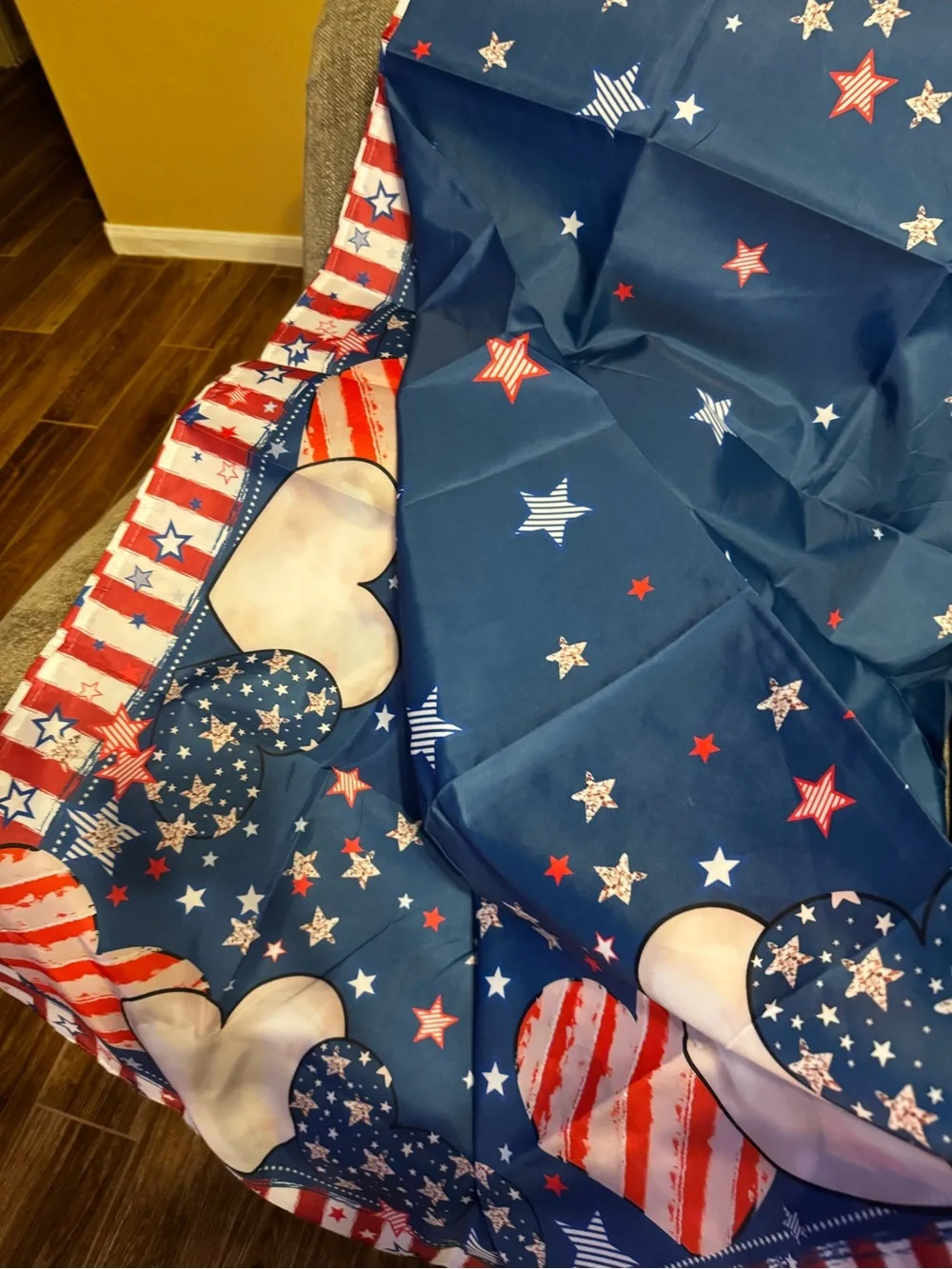 Patriotic Hearts Tablecloth - Blue